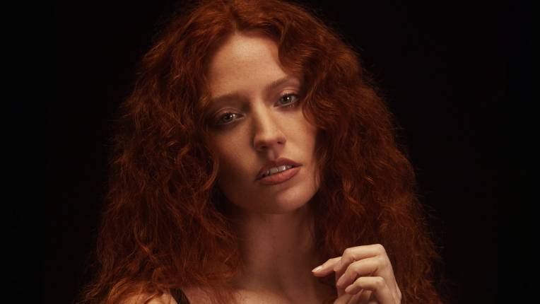 Jess Glynne