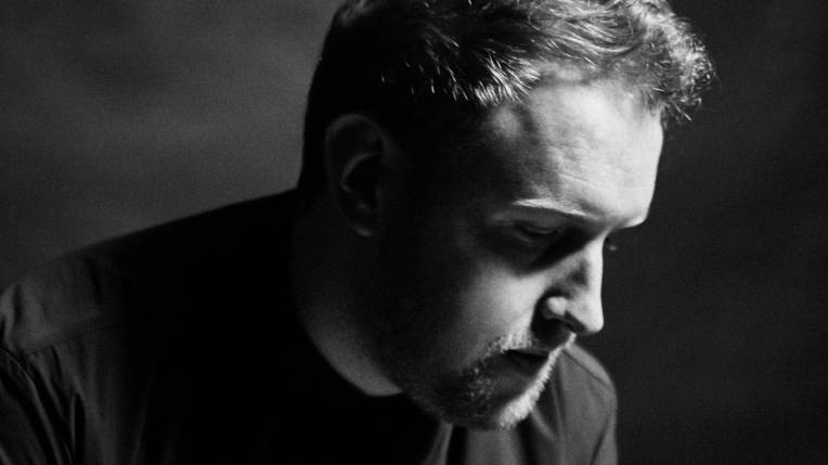 Gavin James