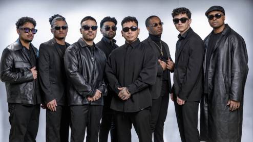 A tribute to Bruno Mars by TREASURE