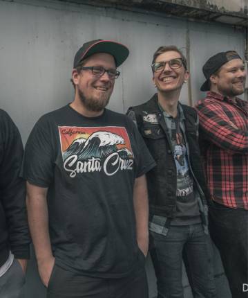 Holly Would Surrender