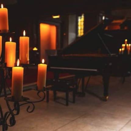 Valentine's Chopin & Champagne by Candlelight