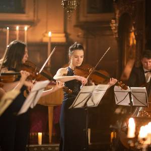 Vivaldi's Four Seasons by Candlelight (8pm)