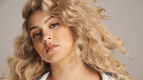 Tori Kelly