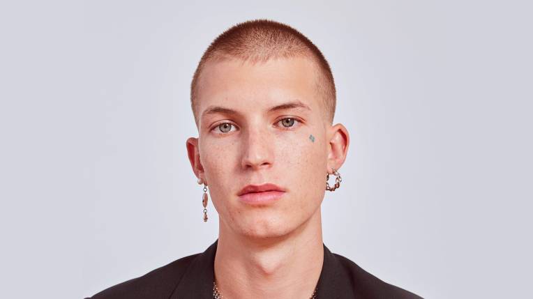 Gus Dapperton