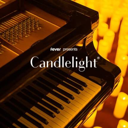 Candlelight Premium Omagiu lui Ludovico Einaudi