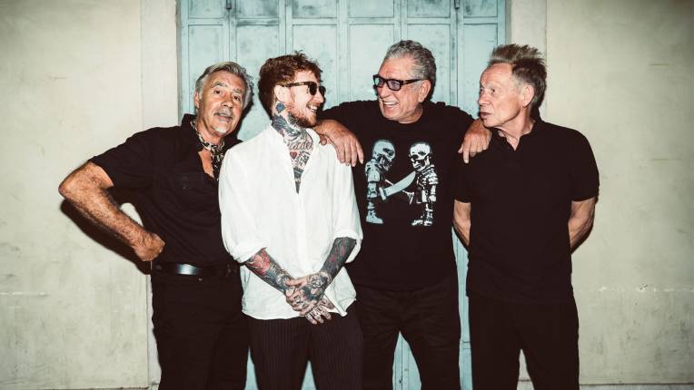 Frank Carter and Paul Cook, Steve Jones, Glen Matlock of the Sex Pistols