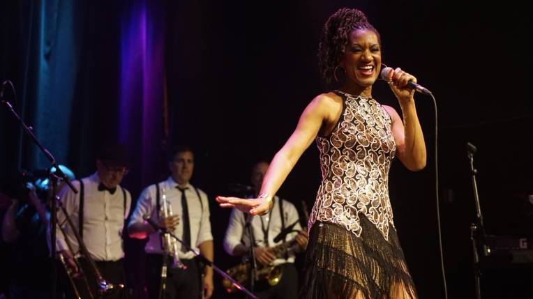 SOULVILLE, Le Grand Hommage à Aretha Franklin avec Jewelle McKenzie