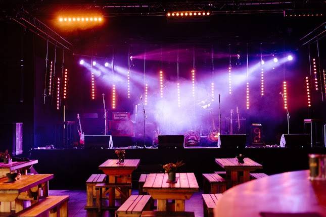 The Daisy Jones Bar at OMG