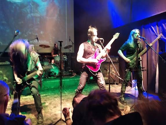 Theater under the lamp, o.p.s.