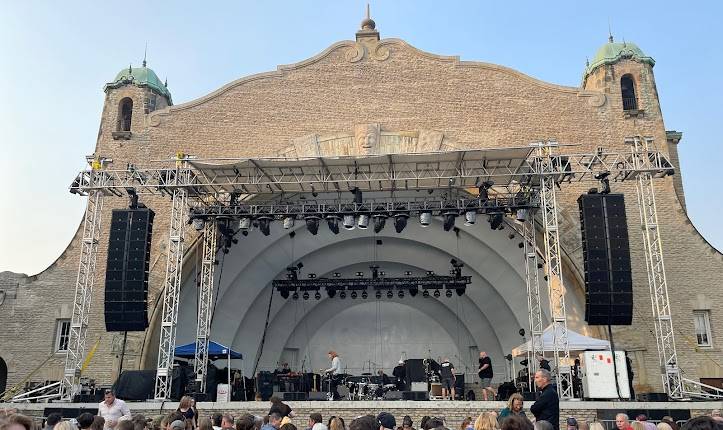 Toledo Zoo Amphitheater