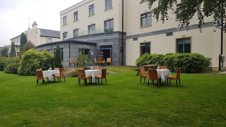 Shamrock Lodge Hotel