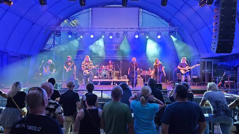 Letní Parket Výrava